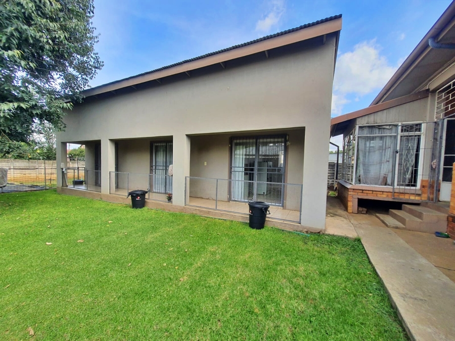 4 Bedroom Property for Sale in Potchefstroom North West